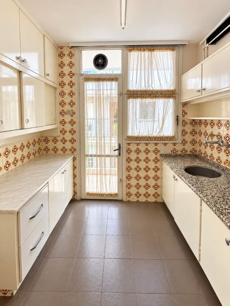 ALSANCAK KÜLTÜR MAHALLESİNDE SATILIK 3+1 OTOPARKLI DAİRE