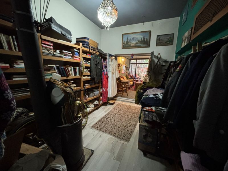 Devren Kiralık Vintage Kıyafet Dükkan ve Kafe - ÇANAKKALE MERKEZ KEMALPAŞA MAHALLESİ - undefined undefined - Thumbnail