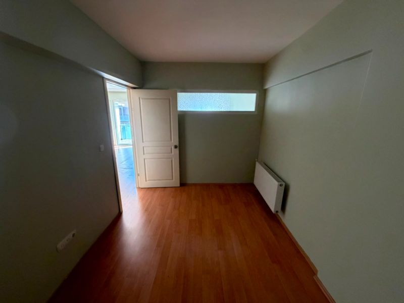 BARBAROS SARIÇAY OTEL ARKASI ARA KAT BOŞ 2+1 AÇIK MUTFAK DAİRE ! - ÇANAKKALE MERKEZ BARBAROS MAHALLESİ - undefined undefined - Thumbnail