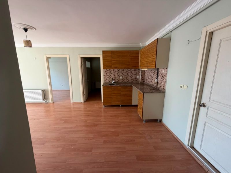 BARBAROS SARIÇAY OTEL ARKASI ARA KAT BOŞ 2+1 AÇIK MUTFAK DAİRE ! - ÇANAKKALE MERKEZ BARBAROS MAHALLESİ - undefined undefined - Thumbnail