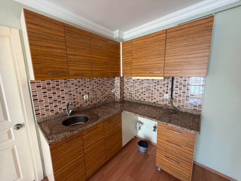 BARBAROS SARIÇAY OTEL ARKASI ARA KAT BOŞ 2+1 AÇIK MUTFAK DAİRE ! - ÇANAKKALE MERKEZ BARBAROS MAHALLESİ - undefined undefined - Thumbnail